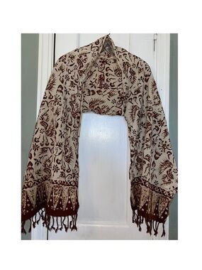 Beige and Brown Patterned Fringe Shawl